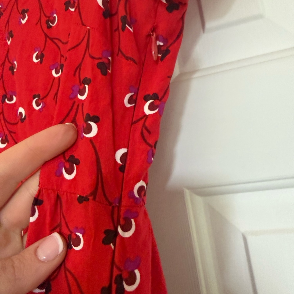 Old Navy Women’s Red Floral Swing Dress Short Sleeve Rayon Dress Size Medium - Picture 3 of 5